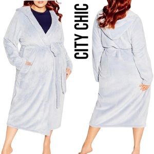 City Chic Silver Imogen Hooded Long Robe With Pockets ~ Size 20 / L